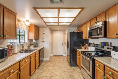 22 Kitchen