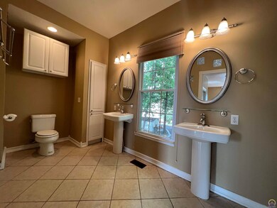 1120 SW Gage Blvd, Topeka, KS 66604 - photo 7