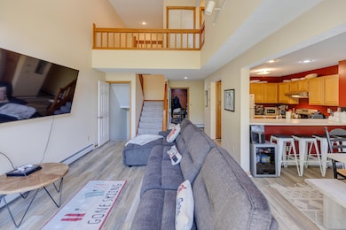 37 Pinehill Ln unit 2, Lincoln, NH 03251 - photo 7