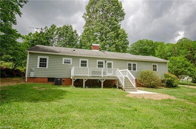 320 Sunset Dr, Asheboro, NC 27205 - photo 5