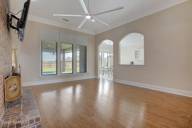 11403 TwinOaks-7