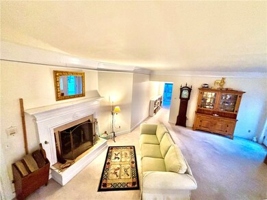 44 Bliss Mine Rd unit 2, Middletown, RI 02842 - photo 5