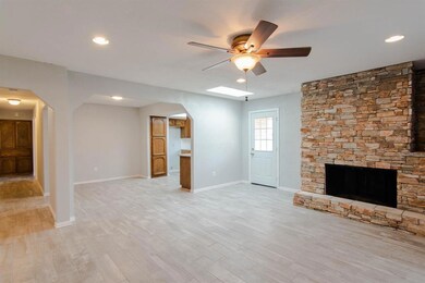 6401 Little Ranch Rd, North Richland Hills, TX 76182 - photo 3