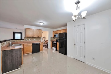 7161 Laurel Creek Dr, Stockbridge, GA 30281 - photo 3