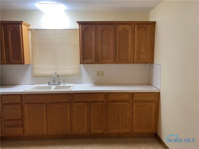 3725 Berkeley Dr, Toledo, OH 43612 - photo 5