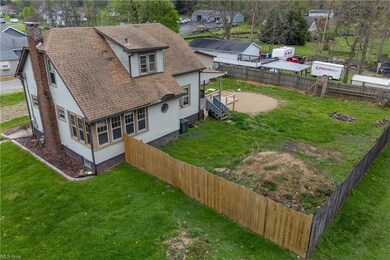 46415 Wyoming Ave, East Liverpool, OH 43920 - photo 3