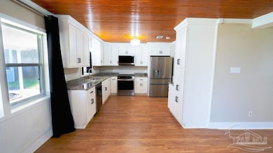 1202 Watson Ave, Pensacola, FL 32503 - photo 6