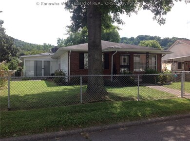 2703 Edwards Cir, Dunbar, WV 25064 - photo 2