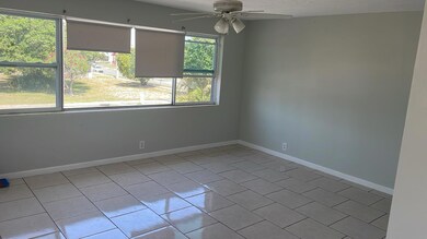 2014 N Tamarind Ave unit 2, West Palm Beach, FL 33407 - photo 7