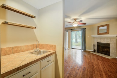 The wet bar is ideally situated between the dining
