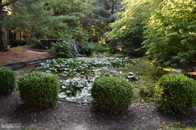 702B Cypress Point Cir unit 702, Mount Laurel, NJ 08054 - photo 6