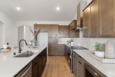 7312 Peach Grove Ln, Bakersfield, CA 93313 - photo 6