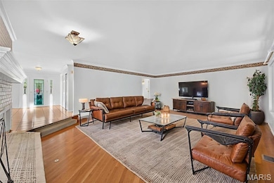 605 Aspen Ridge Ct, Chesterfield, MO 63017 - photo 5