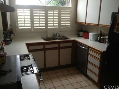 Convenient, bright and airy kitchen...