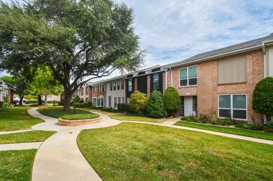 14317 Misty Meadow Ln, Houston, TX 77079 - photo 2