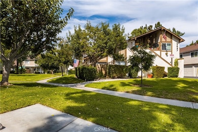 5497 E Willow Woods Ln unit C, Anaheim, CA 92807 - photo 4