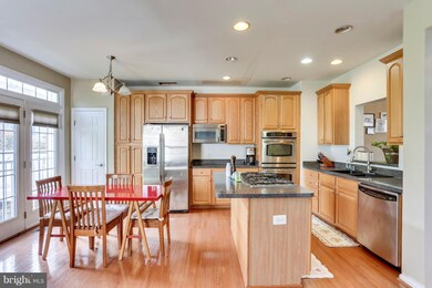 2815 Wakewater Way, Woodbridge, VA 22191 - photo 6