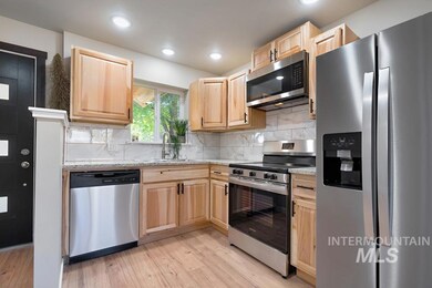 435 E 8th St, Weiser, ID 83672 - photo 3