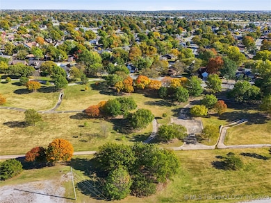 9615 E 27th St, Tulsa, OK 74129 - photo 3