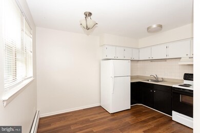 335 E Lancaster Ave unit D11, Downingtown, PA 19335 - photo 7