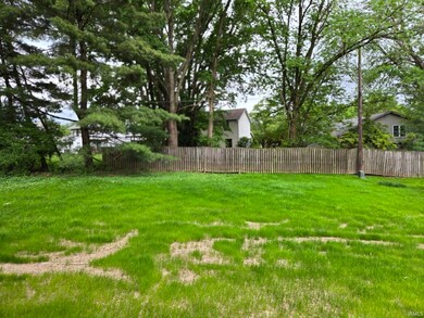 4440 E Janet Dr, Bloomington, IN 47401 - photo 4