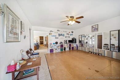 6920 E 46th Place unit 6922, Tulsa, OK 74145 - photo 6