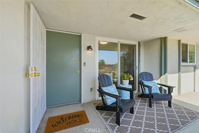 23005 Nadine Cir unit B, Torrance, CA 90505 - photo 3
