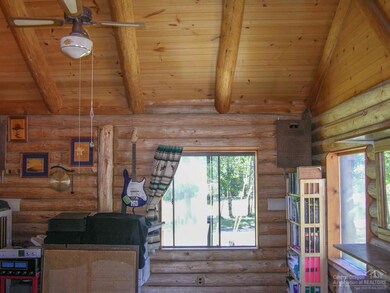 19208 Shoshone Rd, Bend, OR 97702 - photo 4