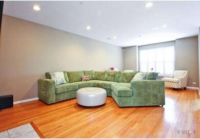 1971 Farnsworth Ln, Northbrook, IL 60062 - photo 2