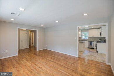 125 Chews Landing Rd, Clementon, NJ 08021 - photo 7