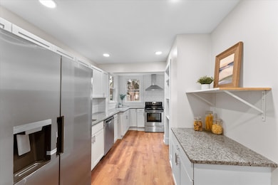 129 S Hague Ave, Columbus, OH 43204 - photo 5