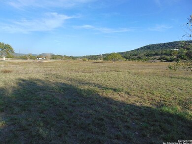 969 Walter White Ranch Rd, Leakey, TX 78873 - photo 7