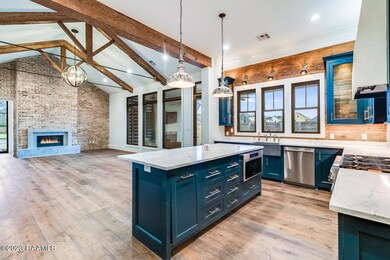301 Vineyard Row-6
