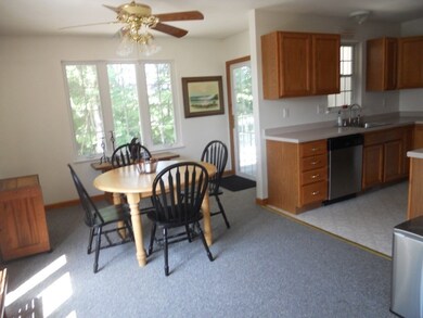 665 Center St unit 701, Ludlow, MA 01056 - photo 6