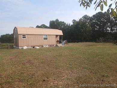 20449 E Cass Rd, Stigler, OK 74462 - photo 5