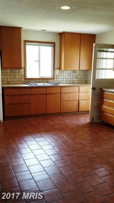 6509 Livingston Rd, Oxon Hill, MD 20745 - photo 6