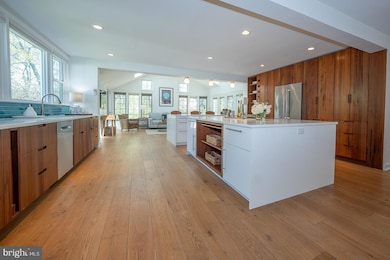 621 Vassar Rd, Wayne, PA 19087 - photo 3