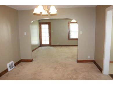 Formal dining