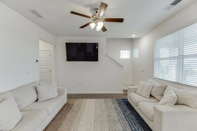 49 Gaston Ct