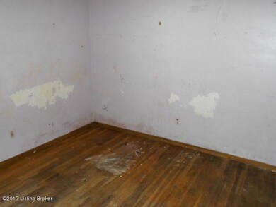 9305 Lantana Dr, Louisville, KY 40229 - photo 6