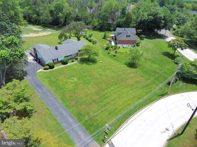 410 Hempstead Cir, Newtown Square, PA 19073 - photo 2