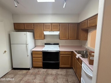 926 E Hearne Way, Gilbert, AZ 85234 - photo 7