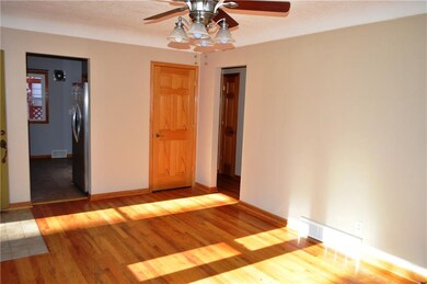 2613 Ashby Ave, Des Moines, IA 50310 - photo 4