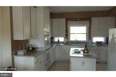 6903 Knob Hill Ct, Spotsylvania, VA 22553 - photo 7