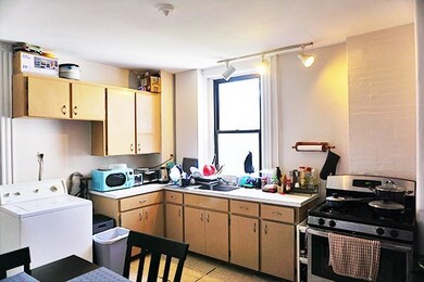 40 Cedar St unit 2R, Somerville, MA 02143 - photo 2