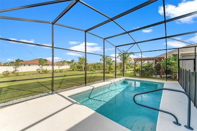 Your Private Screened in Relaxing Pool!