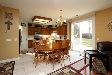 3068 N Mcarthur Ave, Fresno, CA 93727 - photo 6