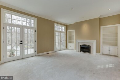 8609 Stirrup Ct, Potomac, MD 20854 - photo 6