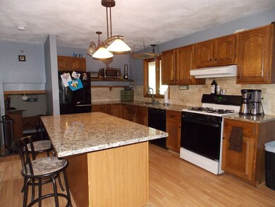 65 Felton St, Hudson, MA 01749 - photo 3