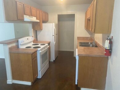 1322 Country Club Rd, Cleburne, TX 76033 - photo 5